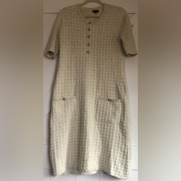 ❌SOLD EBAY❌Chanel 2017 Prefall Cosmopolite Collect Beige Midi Shit Dress Fr42 - Picture 3 of 13